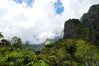 clouds fill lush iao valley state park